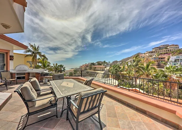 Luxe Cabo Retreat: Terrace W/ Stunning Views! Сasa de vacaciones *